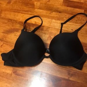 Victoria’s Secret Push Up T-Shirt Bra